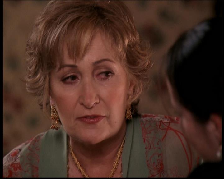 Charmed-Online_dot_net-7x03CheaperByTheCoven1061.jpg