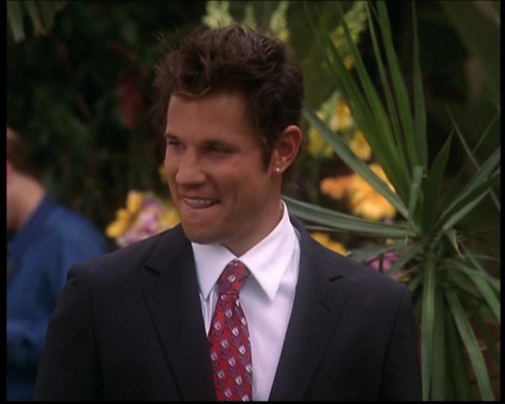 Charmed-Online_dot_net-7x03CheaperByTheCoven1299.jpg Charmed-Online_dot_net-7x03CheaperByTheCoven1299.jpg