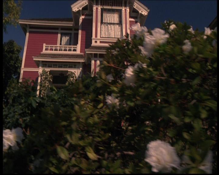 Charmed-Online_dot_net-7x03CheaperByTheCoven2290.jpg