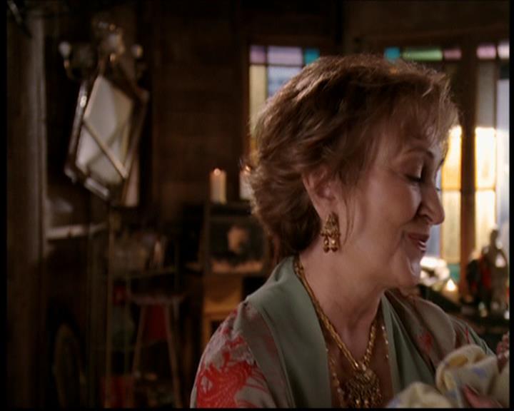 Charmed-Online_dot_net-7x03CheaperByTheCoven2368.jpg