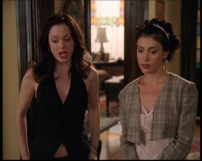 Charmed-Online_dot_net-7x03CheaperByTheCoven0032.jpg