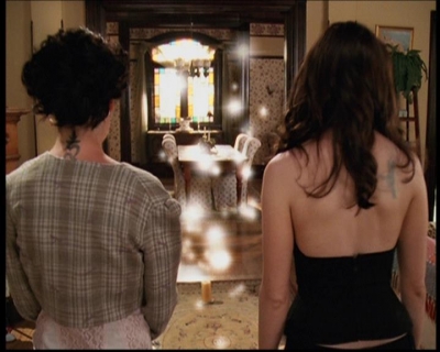 Charmed-Online_dot_net-7x03CheaperByTheCoven0035.jpg