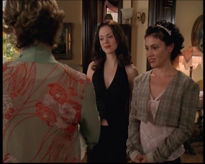 Charmed-Online_dot_net-7x03CheaperByTheCoven0088.jpg