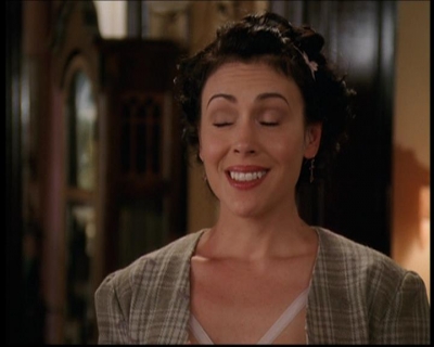 Charmed-Online_dot_net-7x03CheaperByTheCoven0096.jpg