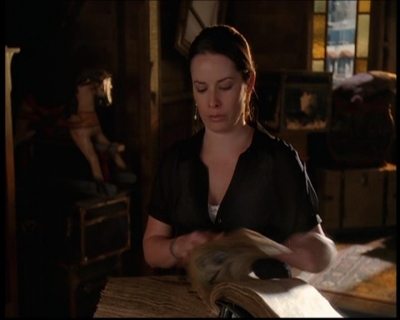 Charmed-Online_dot_net-7x03CheaperByTheCoven0385.jpg