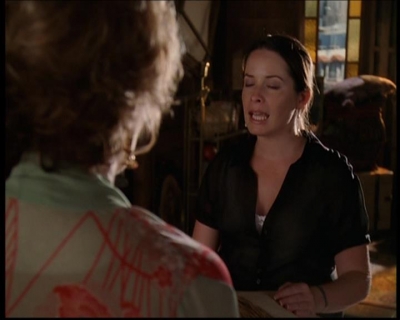 Charmed-Online_dot_net-7x03CheaperByTheCoven0387.jpg