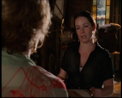 Charmed-Online_dot_net-7x03CheaperByTheCoven0389.jpg