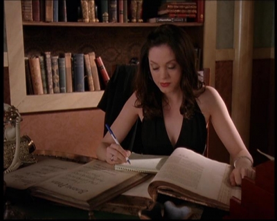 Charmed-Online_dot_net-7x03CheaperByTheCoven0419.jpg