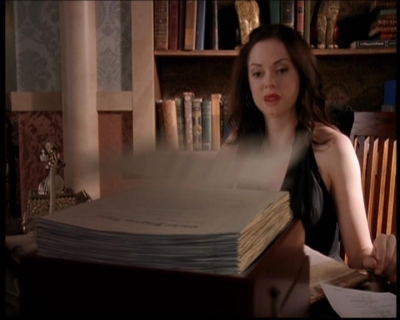 Charmed-Online_dot_net-7x03CheaperByTheCoven0431.jpg