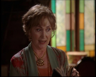 Charmed-Online_dot_net-7x03CheaperByTheCoven0617.jpg