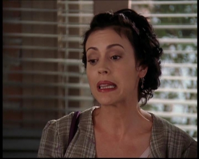 Charmed-Online_dot_net-7x03CheaperByTheCoven0660.jpg