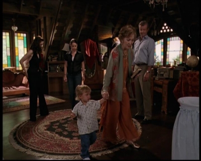 Charmed-Online_dot_net-7x03CheaperByTheCoven0714.jpg