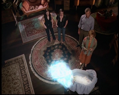 Charmed-Online_dot_net-7x03CheaperByTheCoven0748.jpg