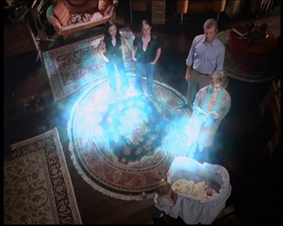 Charmed-Online_dot_net-7x03CheaperByTheCoven0749.jpg