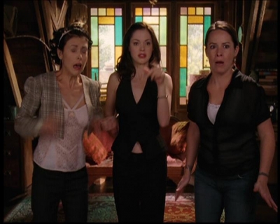 Charmed-Online_dot_net-7x03CheaperByTheCoven0781.jpg