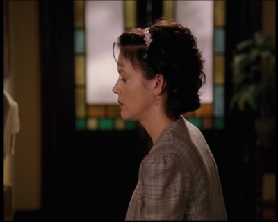 Charmed-Online_dot_net-7x03CheaperByTheCoven0816.jpg