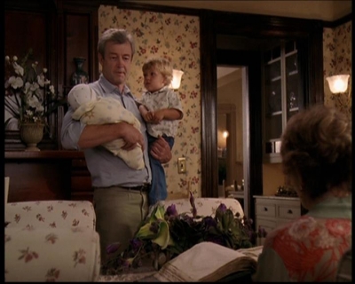 Charmed-Online_dot_net-7x03CheaperByTheCoven0889.jpg