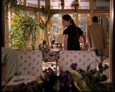 Charmed-Online_dot_net-7x03CheaperByTheCoven1092.jpg