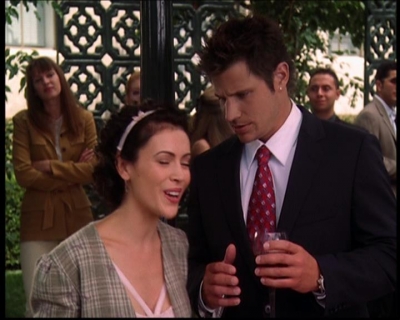 Charmed-Online_dot_net-7x03CheaperByTheCoven1195.jpg