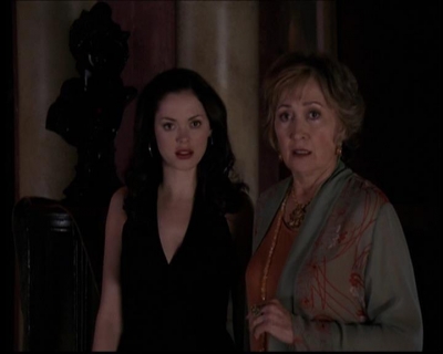 Charmed-Online_dot_net-7x03CheaperByTheCoven1399.jpg