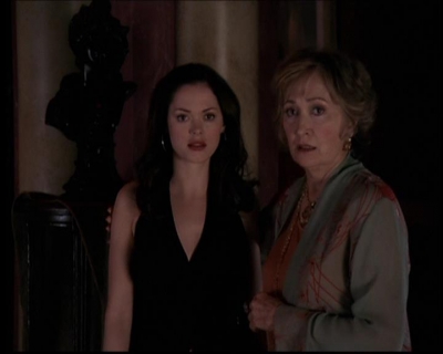 Charmed-Online_dot_net-7x03CheaperByTheCoven1402.jpg