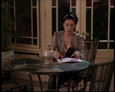 Charmed-Online_dot_net-7x03CheaperByTheCoven1414.jpg