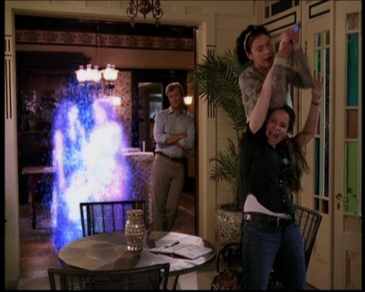 Charmed-Online_dot_net-7x03CheaperByTheCoven1441.jpg