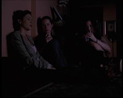 Charmed-Online_dot_net-7x03CheaperByTheCoven1907.jpg