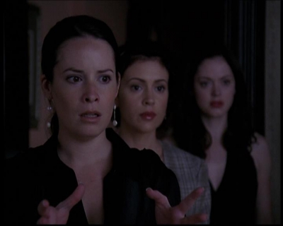 Charmed-Online_dot_net-7x03CheaperByTheCoven1929.jpg