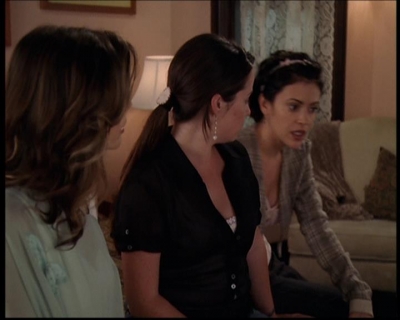 Charmed-Online_dot_net-7x03CheaperByTheCoven2006.jpg