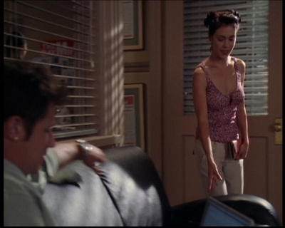 Charmed-Online_dot_net-7x03CheaperByTheCoven2181.jpg