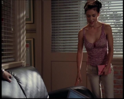 Charmed-Online_dot_net-7x03CheaperByTheCoven2184.jpg