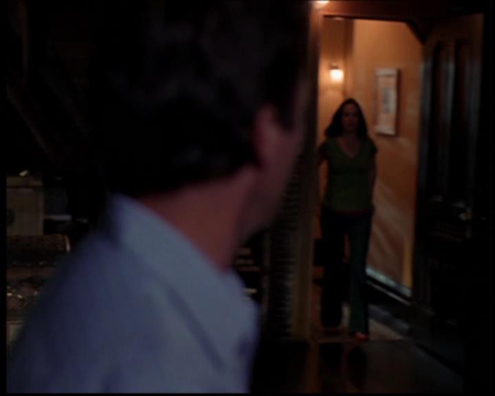 Charmed-Online_dot_net--7x04Charrrmed0004.jpg