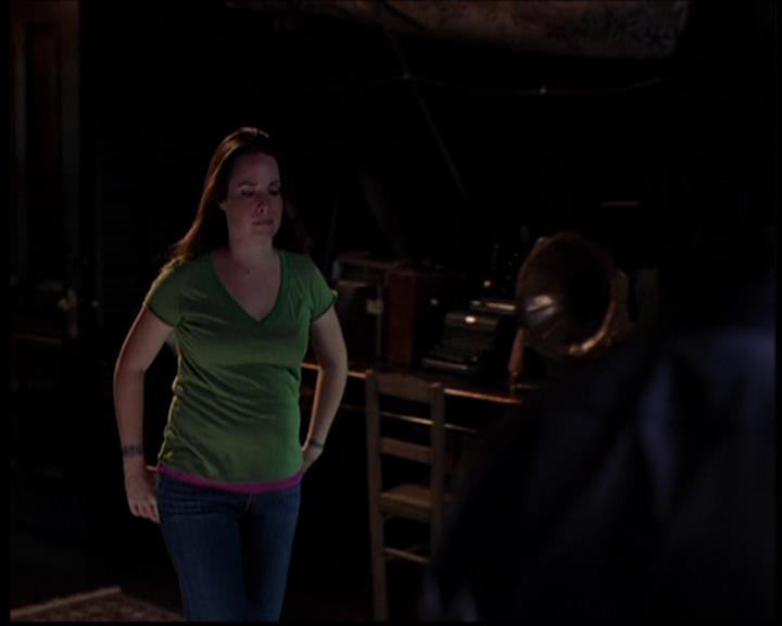 Charmed-Online_dot_net--7x04Charrrmed0008.jpg