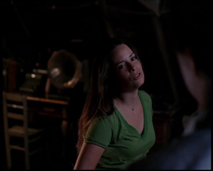 Charmed-Online_dot_net--7x04Charrrmed0013.jpg