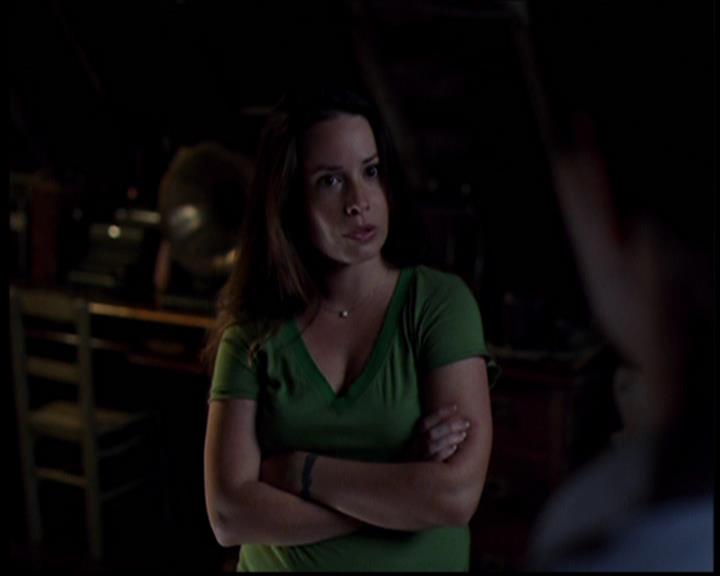 Charmed-Online_dot_net--7x04Charrrmed0033.jpg