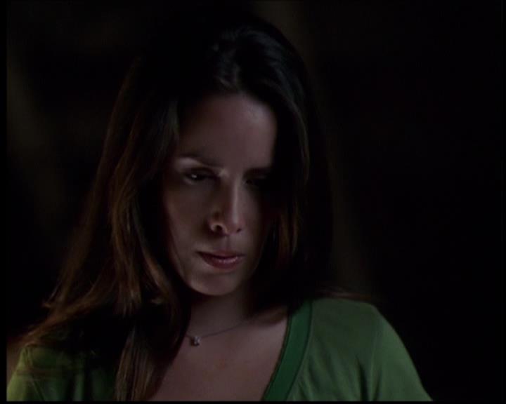 Charmed-Online_dot_net--7x04Charrrmed0066.jpg