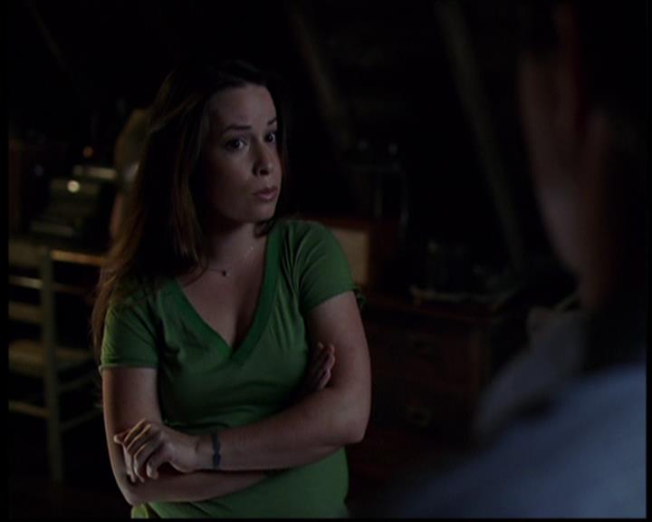 Charmed-Online_dot_net--7x04Charrrmed0077.jpg