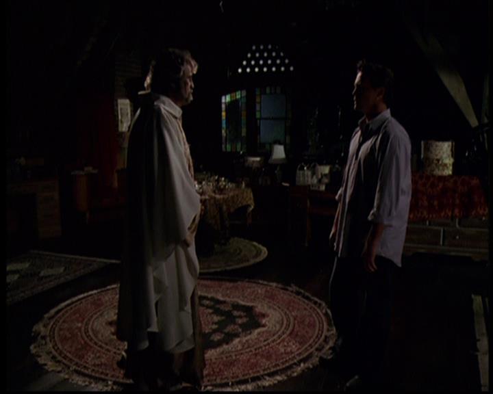 Charmed-Online_dot_net--7x04Charrrmed0103.jpg