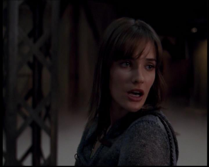 Charmed-Online_dot_net--7x04Charrrmed0200.jpg