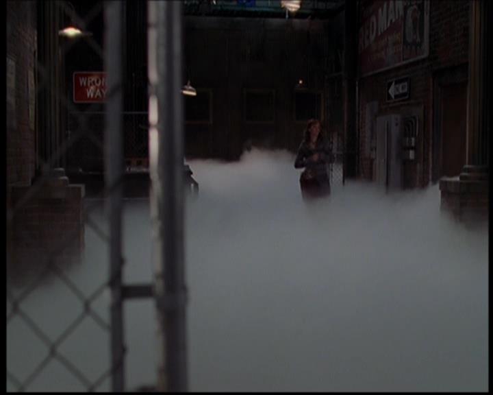 Charmed-Online_dot_net--7x04Charrrmed0209.jpg