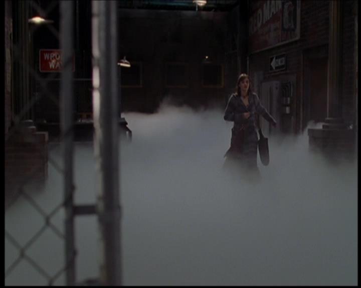 Charmed-Online_dot_net--7x04Charrrmed0210.jpg