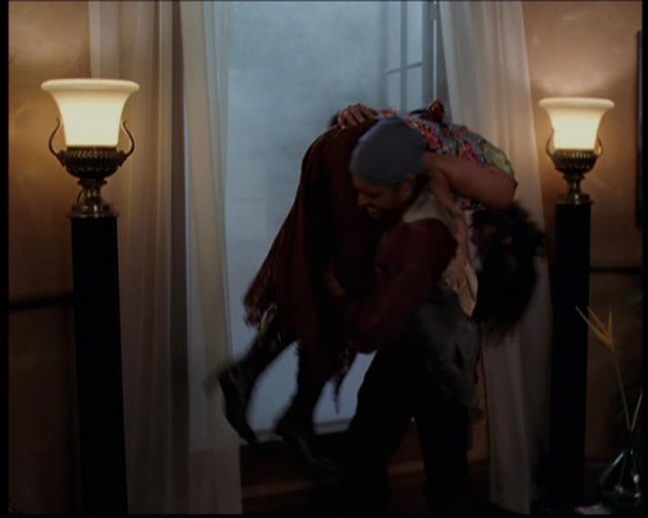 Charmed-Online_dot_net--7x04Charrrmed0237.jpg