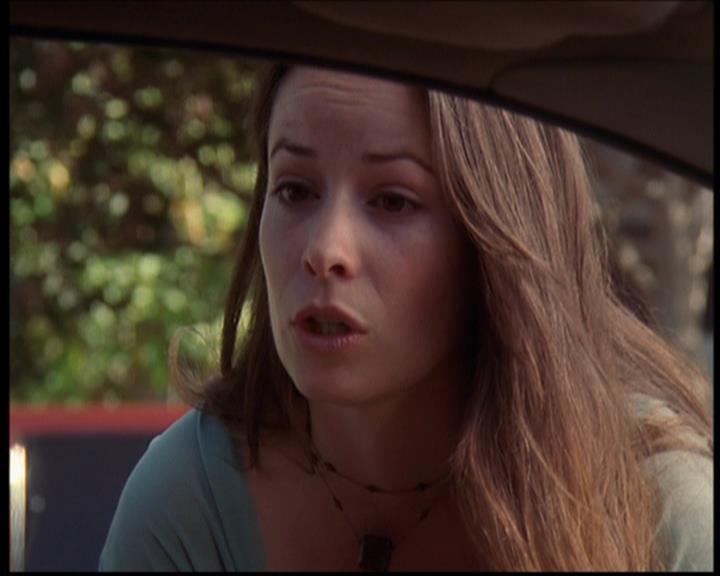 Charmed-Online_dot_net--7x04Charrrmed0654.jpg