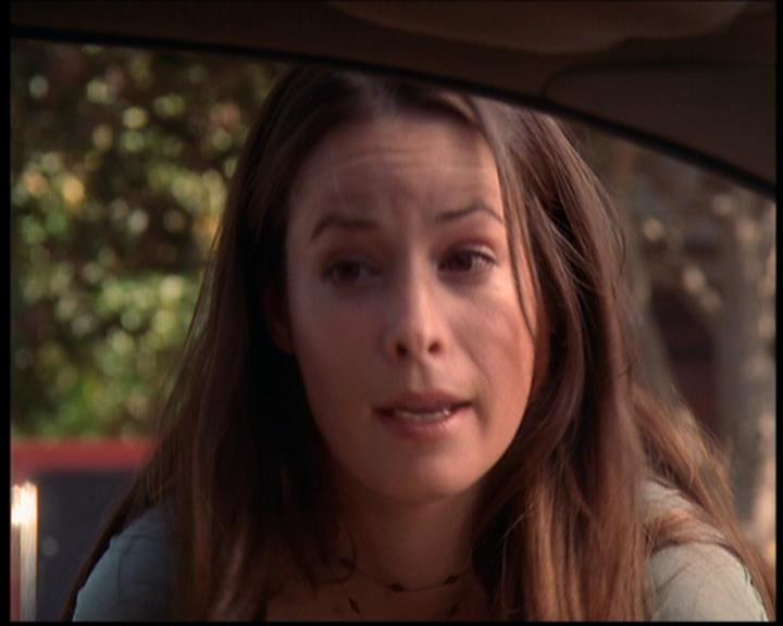Charmed-Online_dot_net--7x04Charrrmed0681.jpg