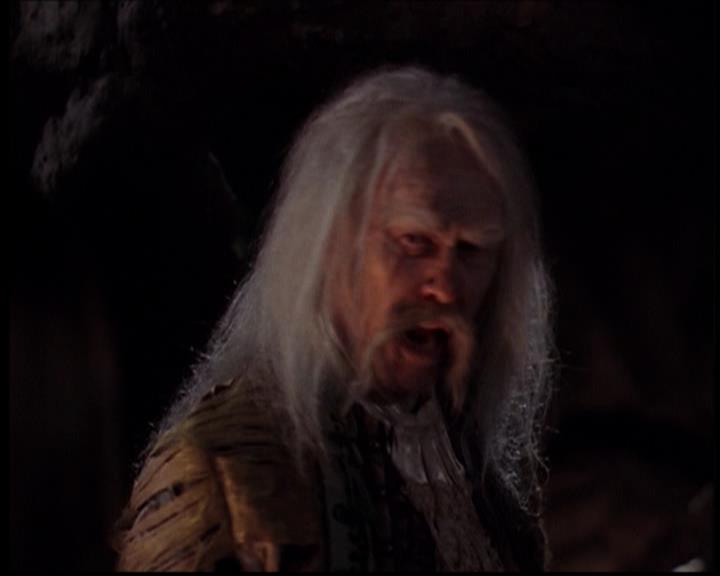 Charmed-Online_dot_net--7x04Charrrmed0811.jpg