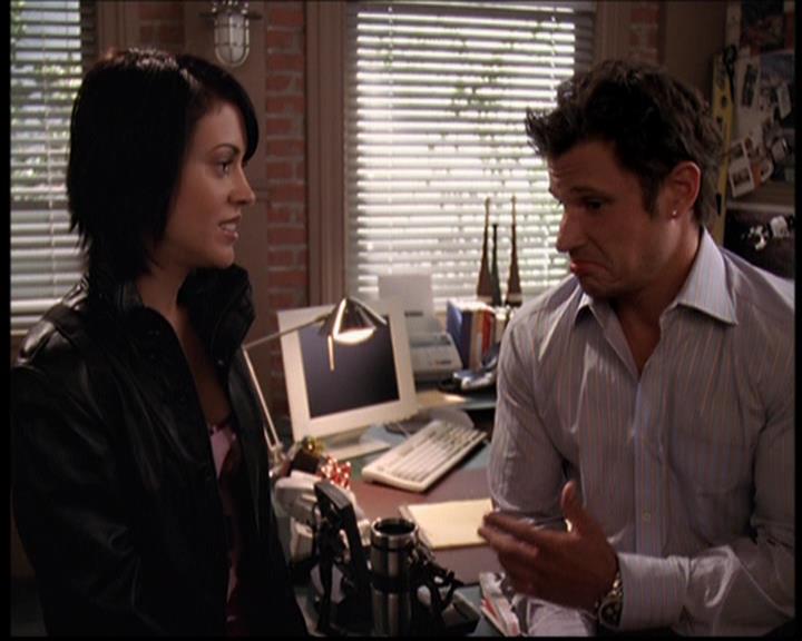 Charmed-Online_dot_net--7x04Charrrmed0869.jpg