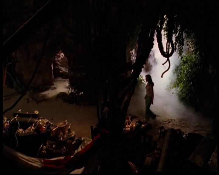 Charmed-Online_dot_net--7x04Charrrmed1051.jpg