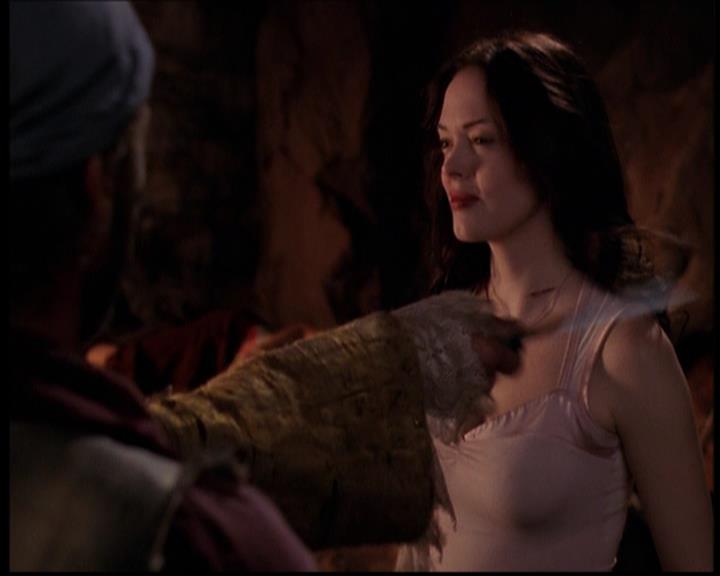 Charmed-Online_dot_net--7x04Charrrmed1161.jpg