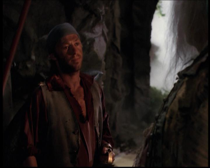 Charmed-Online_dot_net--7x04Charrrmed1201.jpg